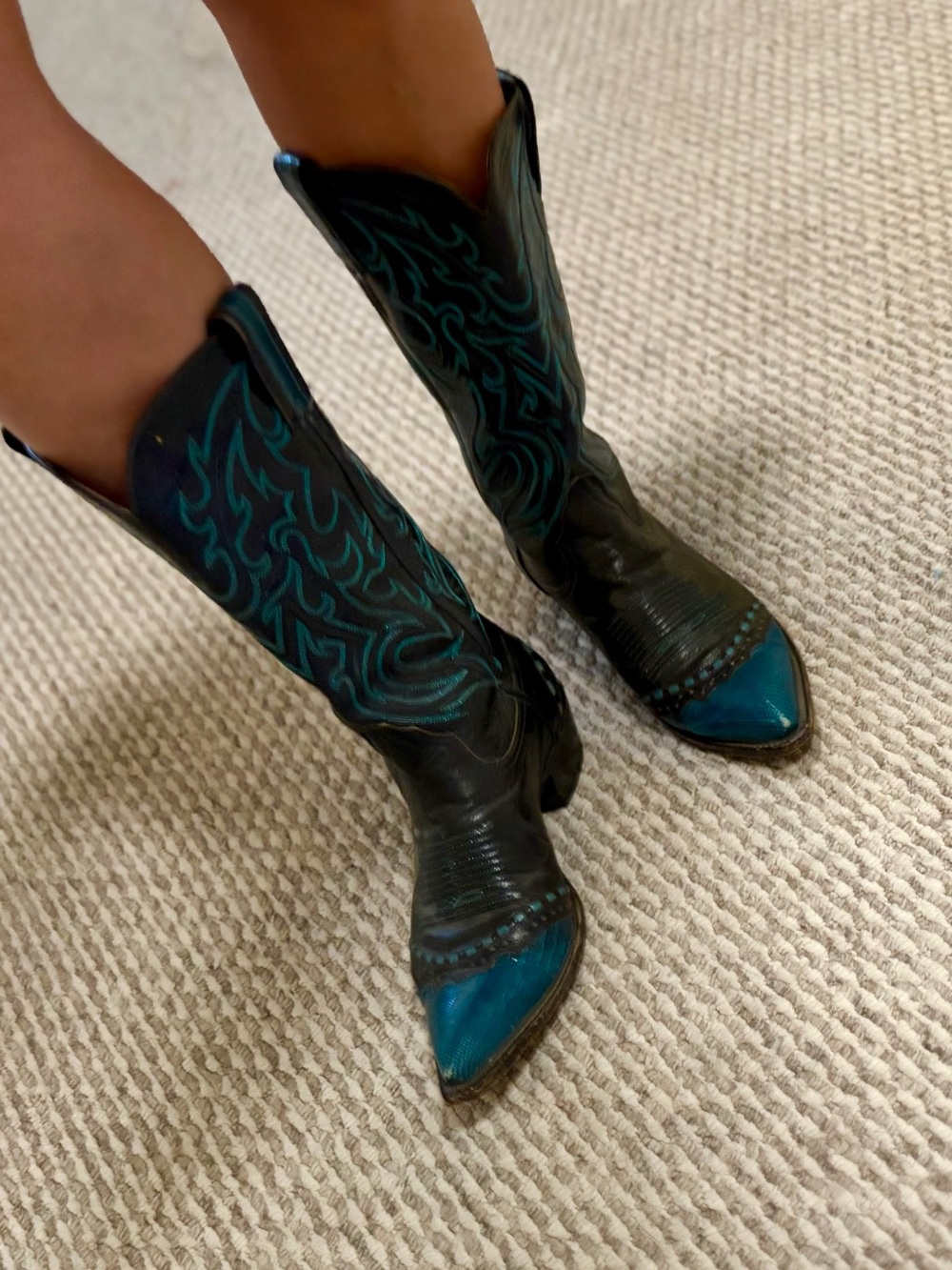 Vintage Larry Mahan Black and Teal Cowboy Boots Size 6B